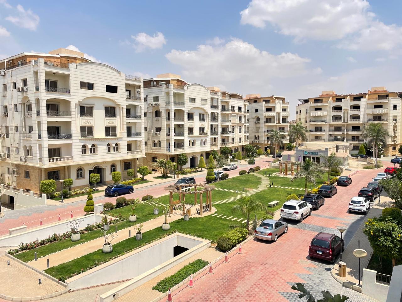 First-Use Furnished Roof for Rent in Maram Land Mark New Cairo with Garden View 3