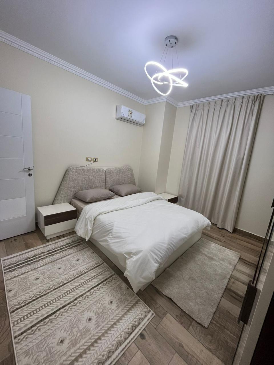 Furnished Duplex for Rent in Eastown New Cairo with Garden View 11