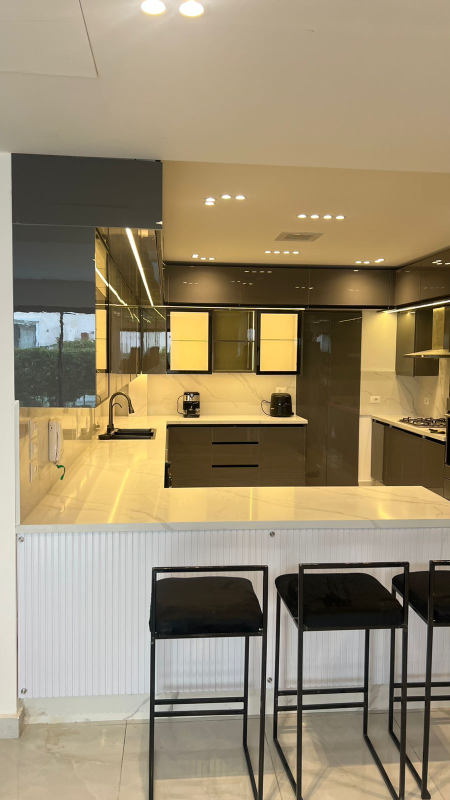 First-Use Furnished Apartment for Rent in Lake View Residence New Cairo with Lake View 11