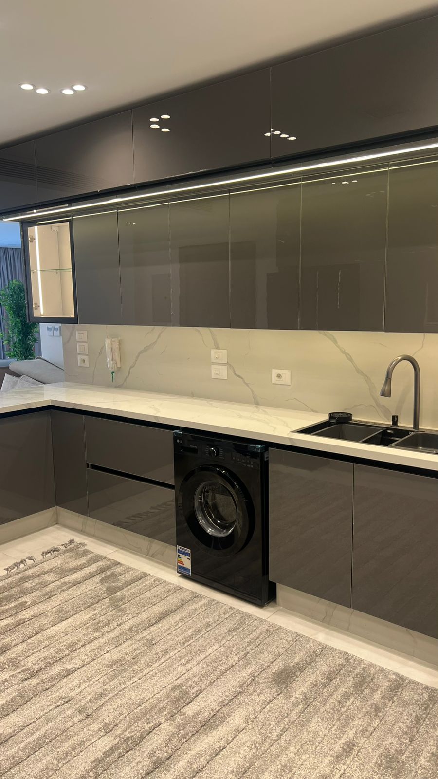 First-Use Furnished Apartment for Rent in Lake View Residence New Cairo with Lake View 3